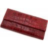Фирменный женский кошелек красного цвета из натуральной кожи под крокодила Tony Bellucci (10814) - 4