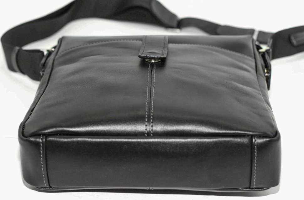 Класична чоловіча сумка планшет через плече чорного кольору VATTO (11935)