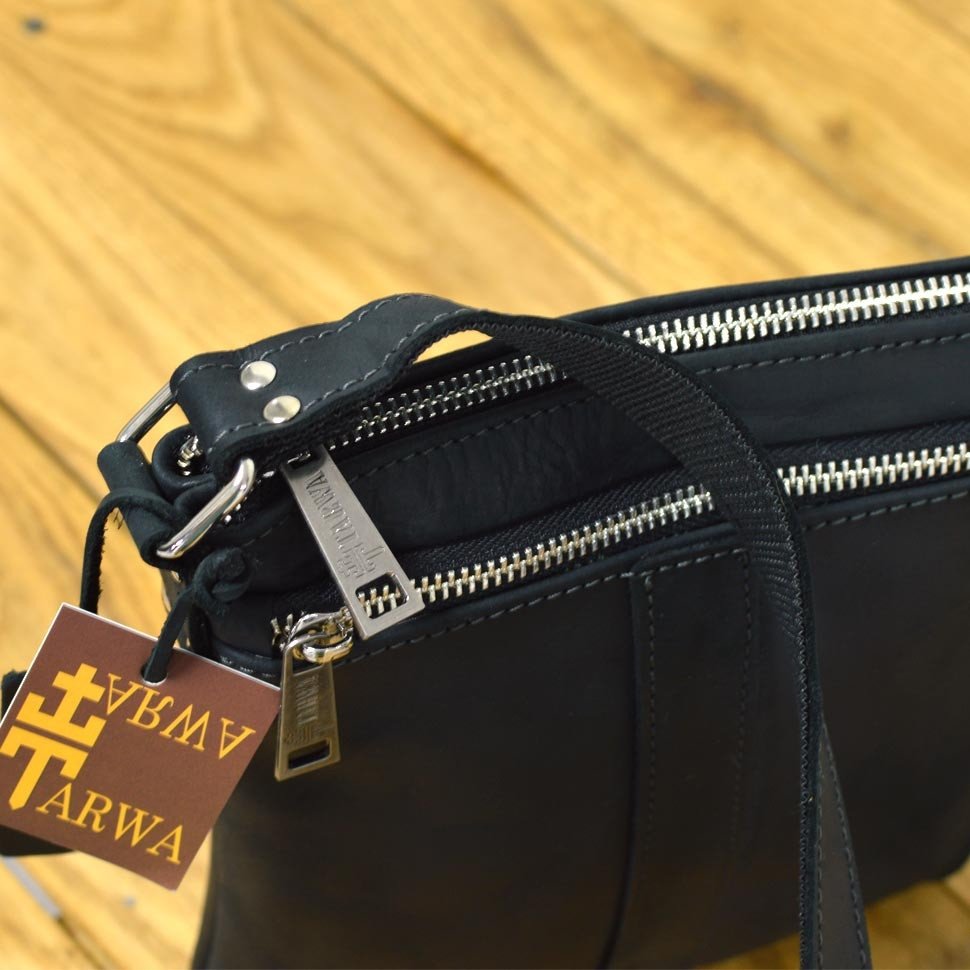 Невелика чоловіча сумка-планшет із вінтажної шкіри чорного кольору TARWA (21668)