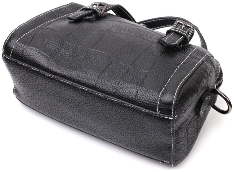 Компактна жіноча сумка з натуральної шкіри чорного кольору з білими рядками Vintage 2422358