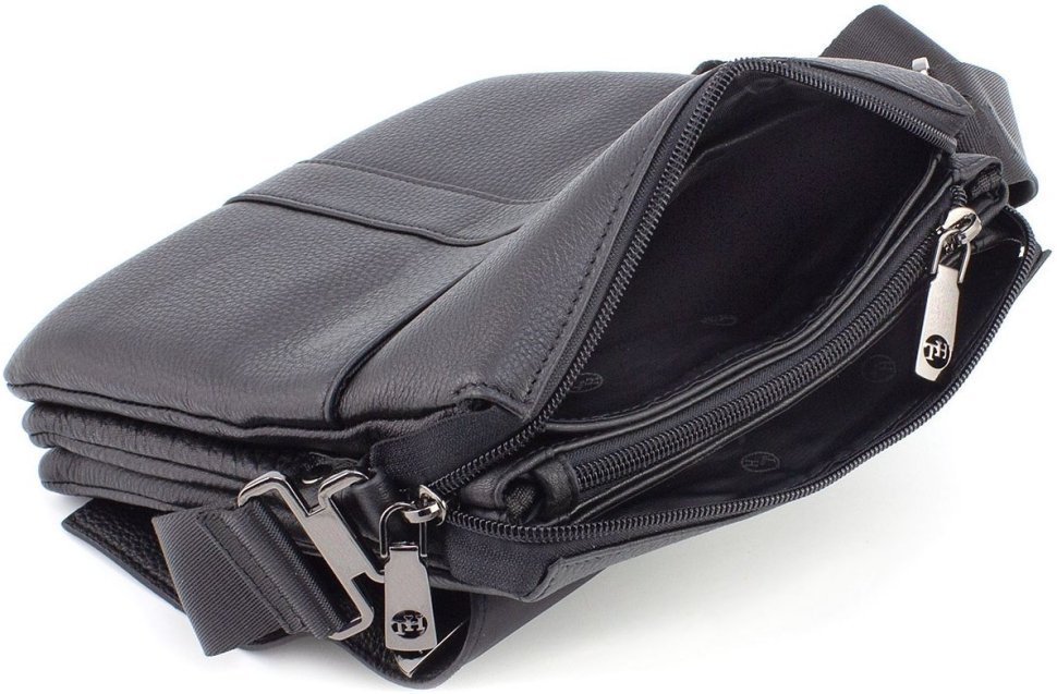 Чоловіча сумка через плече із високоякісної натуральної шкіри чорного кольору H.T. Leather (63395)