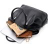 Вместительная кожаная женская сумка черного цвета с ручками KARYA (2420881) - 9