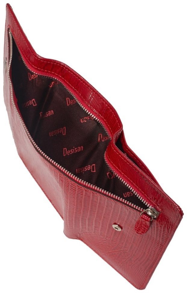 Лакированный женский кошелек из натуральной кожи красного цвета с лазерной текстурой Desisan 106995 на кнопке фото №4 Лакированный женский кошелек из натуральной кожи красного цвета с лазерной текстурой Desisan 106995 на кнопке modnotak фото №4
