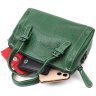 Маленькая женская сумка из натуральной кожи зеленого цвета с короткими ручками Vintage 2422359 - 6