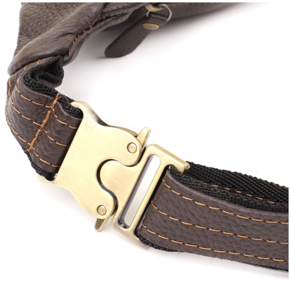 Мужская сумка-бананка из натуральной фактурной кожи коричневого цвета Shvigel 95096 modnotak фото №5