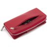 Многофункциональный женский кошелек из фактурной кожи красного цвета KARYA 69796 - 5