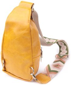 Женская сумка слинг из экокожи Vintage Style 91297 желтого цвета