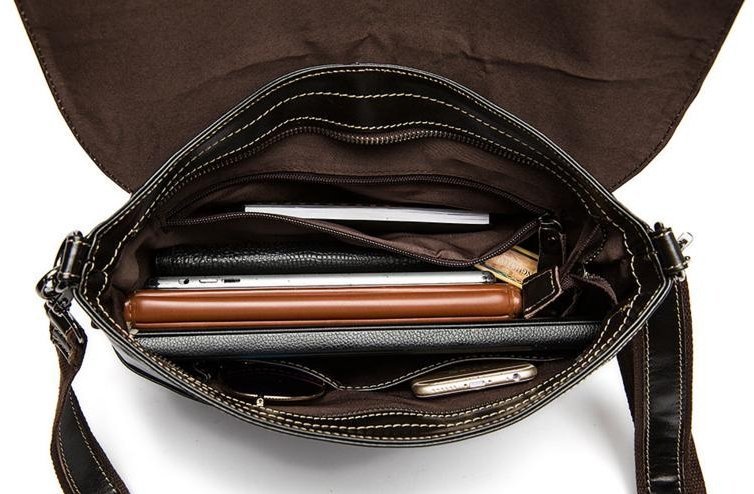 Темно-коричневая мужская сумка-мессенджер из натуральной кожи горизонтального типа Bexhill (15839)