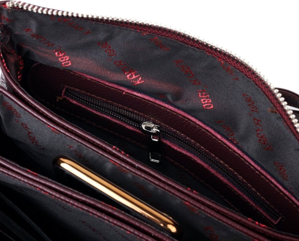 Жіноча шкіряна сумка-кроссбоді бордового кольору на плече KARYA (2420883)