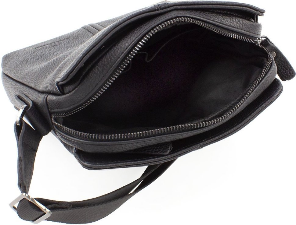 Простора шкіряна сумка чорного кольору на плече Leather Collection (11128)