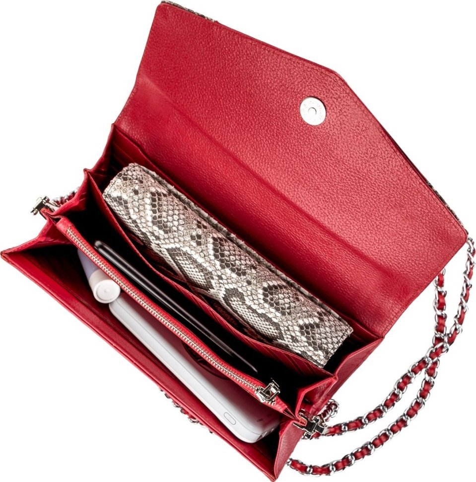 Сумка-клатч из фактурной кожи морского ската красного цвета STINGRAY LEATHER (024-18216) фото №4 Сумка-клатч из фактурной кожи морского ската красного цвета STINGRAY LEATHER (024-18216) modnotak фото №4