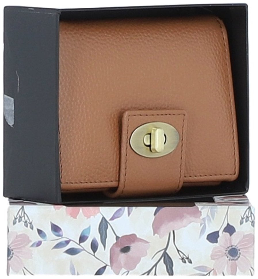 Місткий жіночий гаманець з натуральної шкіри з RFID-захистом Ashwood Y60 Butterscotch 97797 коричневого кольору фото №4 Місткий жіночий гаманець з натуральної шкіри з RFID-захистом Ashwood Y60 Butterscotch 97797 коричневого кольору modnotak фото №4