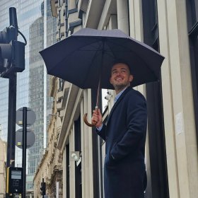 Мужской зонт-трость Fulton Diamond G851 The Radiant - Tonal Herringbone (механика, серый в полоску, деревянная ручка) 93898