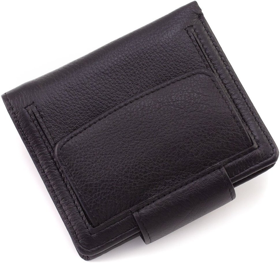 Компактный женский кошелек из натуральной кожи черного цвета с хлястиком на кнопке ST Leather 1767298
