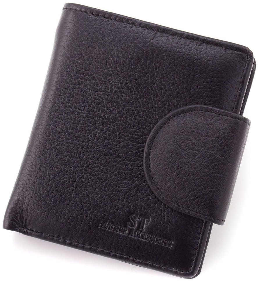 Компактный женский кошелек из натуральной кожи черного цвета с хлястиком на кнопке ST Leather 1767298