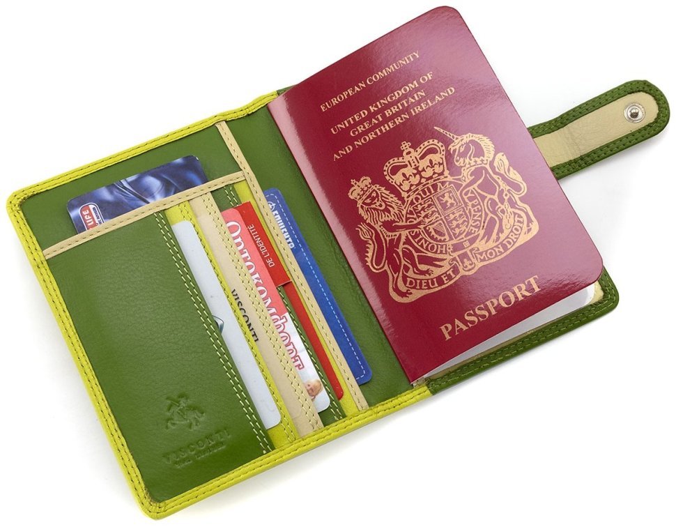 Кожаная обложка для паспорта лаймового цвета с фиксацией на кнопку Visconti Sumba 68798