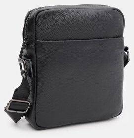 Мужская наплечная сумка-планшет из фактурной кожи в классическом черном цвете Keizer 71599