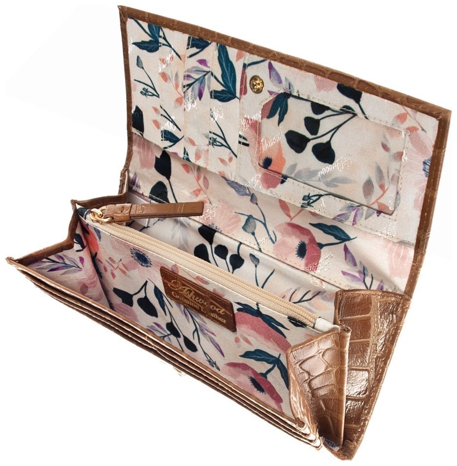 Женский кошелек из натуральной кожи с фактурой под рептилию на кнопке Ashwood C05 94199 коричневого цвета modnotak фото №4