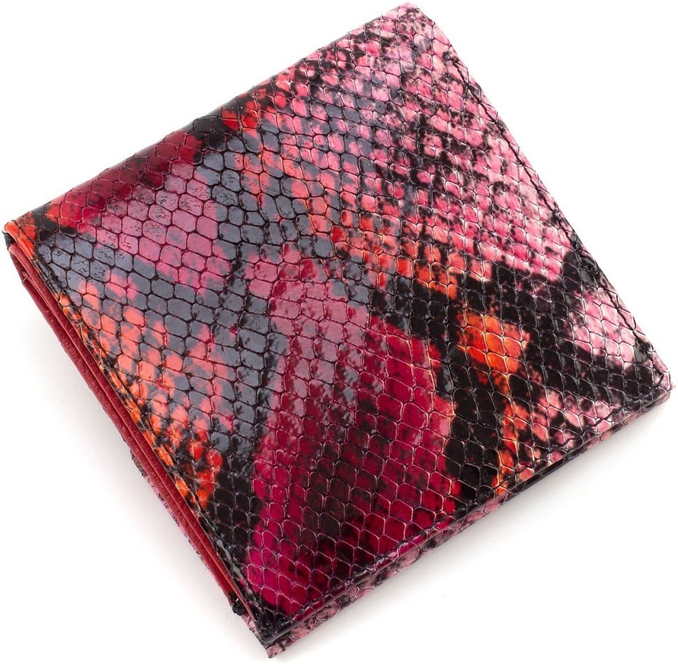 Різнобарвний жіночий гаманець із лакованої шкіри під змію Karya 67499