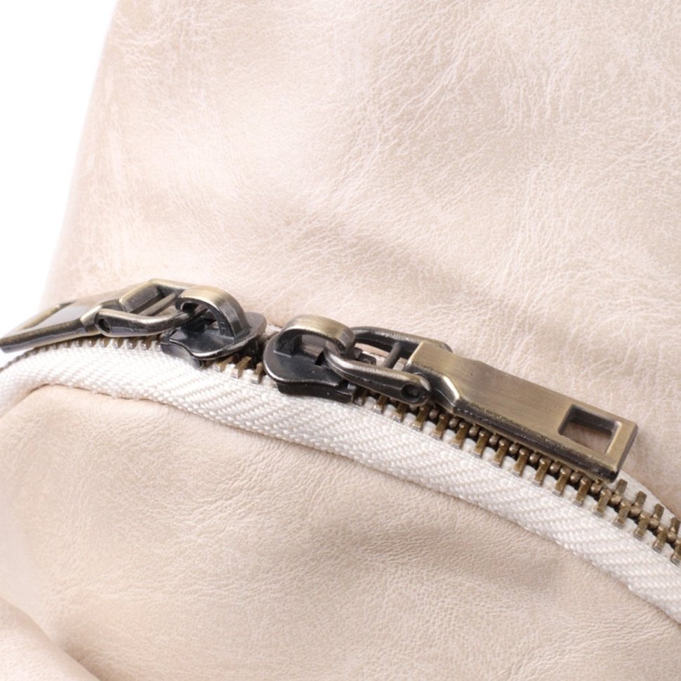 Городская женская сумка-слинг из качественного кожзама с текстильной лямкой Vintage белого цвета 97599 modnotak фото №7