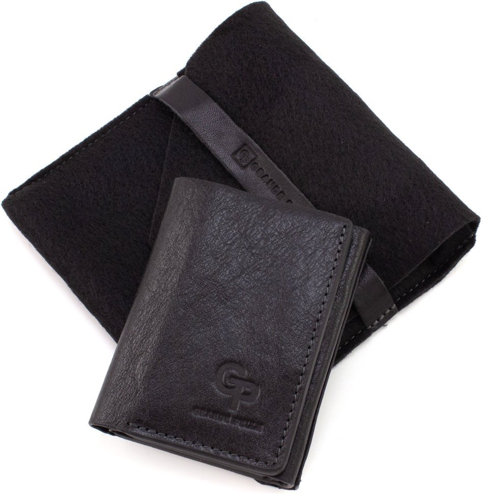 Маленький гаманець із натуральної шкіри чорного кольору з монетницею Grande Pelle 67799