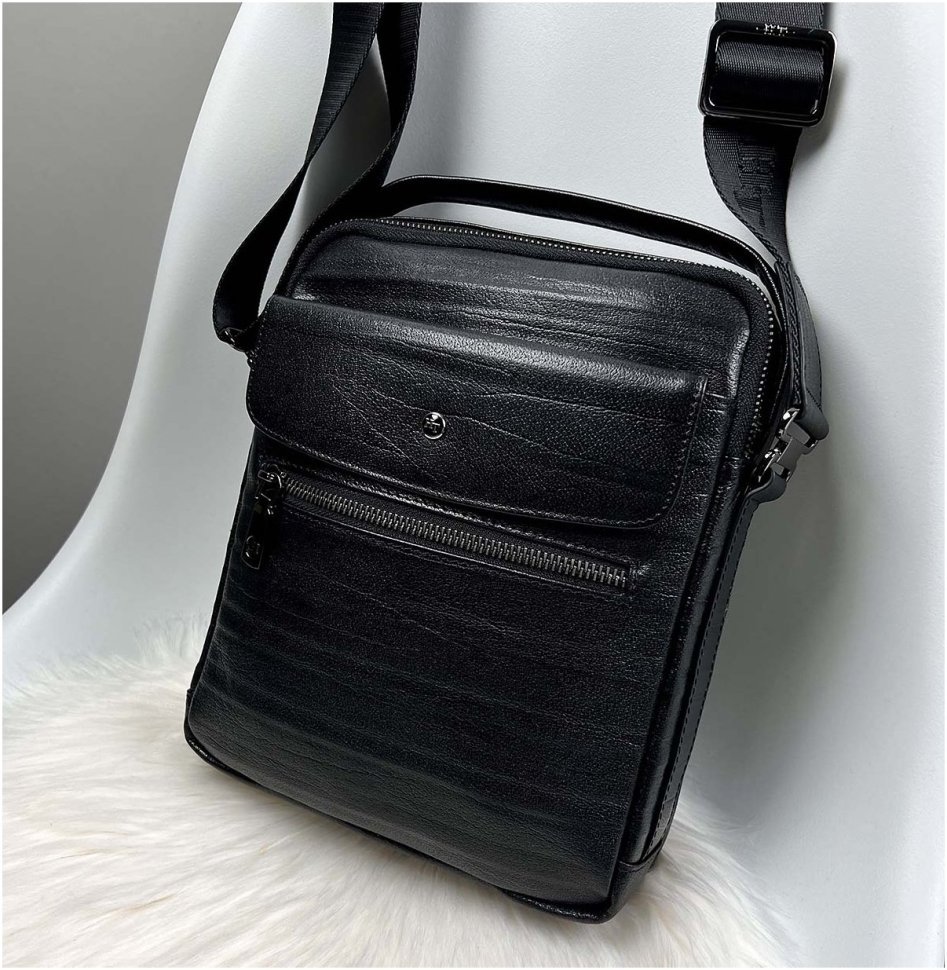 Чоловіча наплічна сумка середнього розміру з натуральної шкіри високої якості H.T. Leather 68599