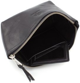 Качественная черная женская косметичка из натуральной кожи на змейке Grande Pelle (15475)